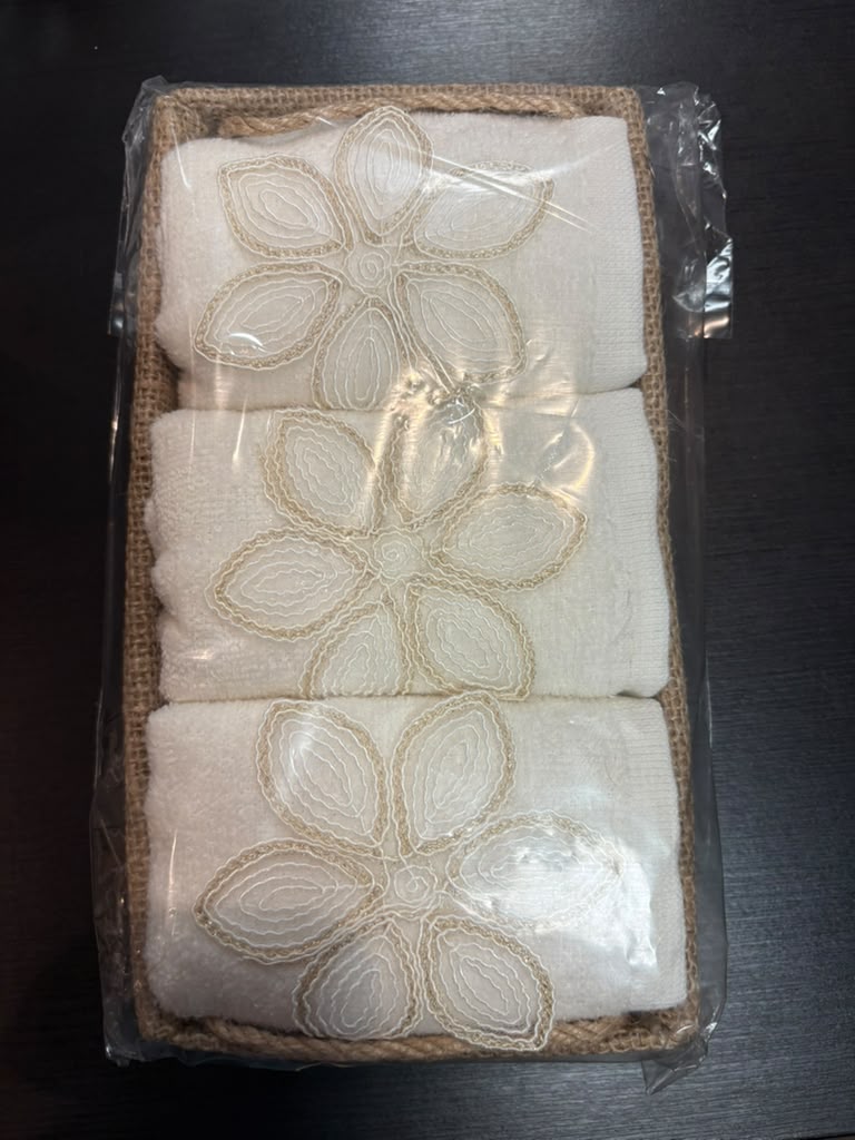 Set of 3 small Turkish cotton towels