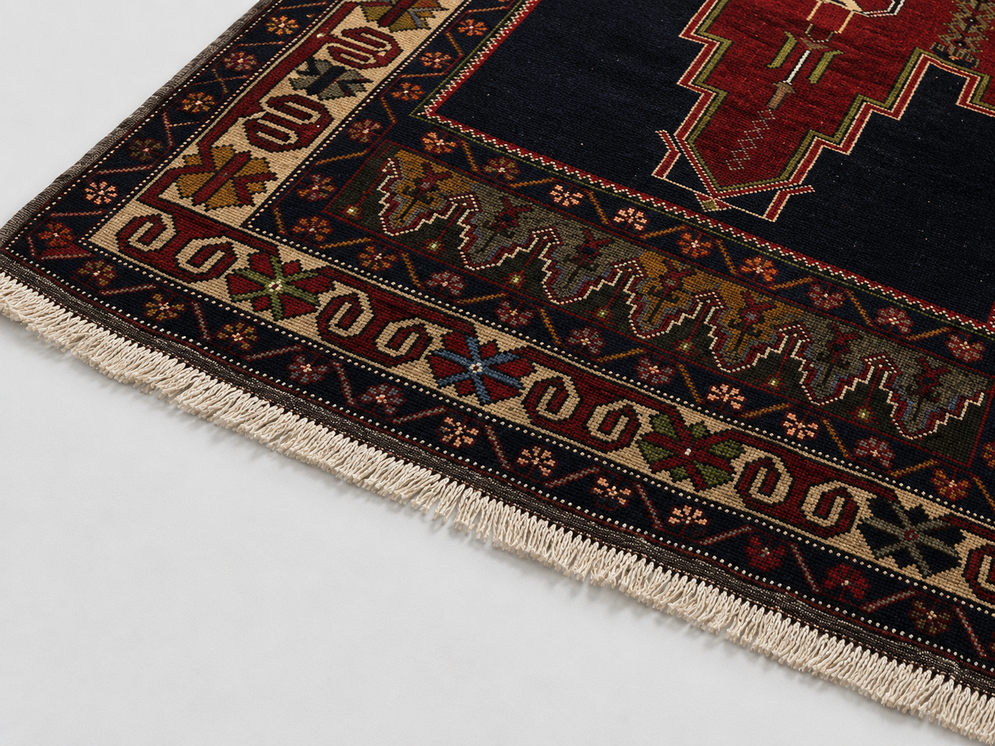 NO:15 Vintage Nigde Yoruk Rug- 5.69x8.07 ft
