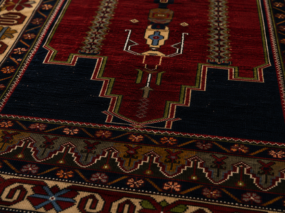 NO:15 Vintage Nigde Yoruk Rug- 5.69x8.07 ft