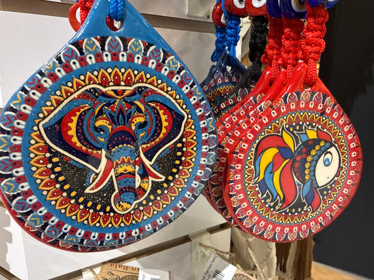 Animal design ceramic hanger