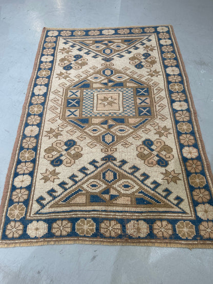 Vintage Turkish Wool on Wool Rug – 2.9x4.1 ft Hand-Knotted Anatolian Carpet | Beige, Blue & Camel Tones | Çanakkale Style - No 16