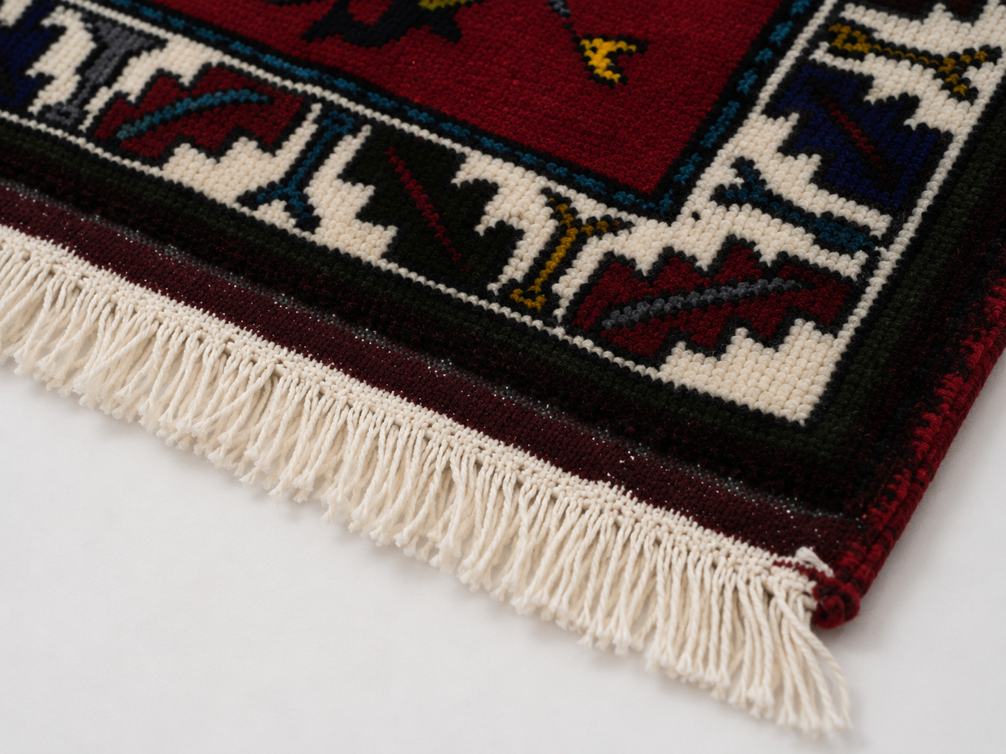 no:20 Vintage Nigde Kirman Wool Rug-2.79x4.10 ft