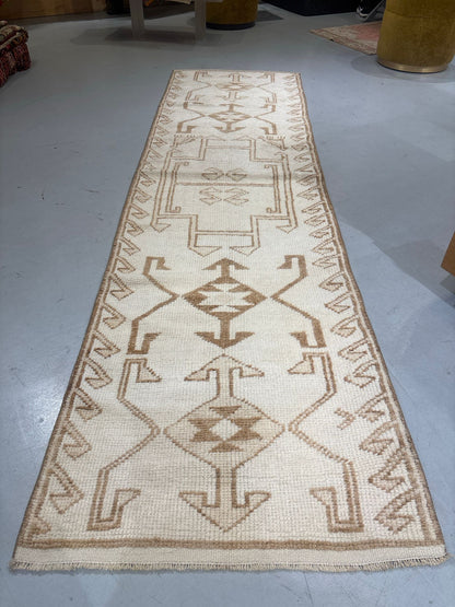 Vintage Turkish Anatolian Herki Runner - Wool Handwoven (2'9"x9'9") No 31