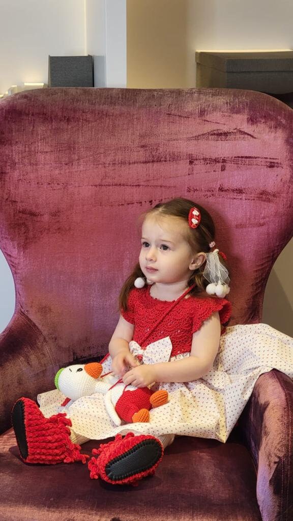 4 pcs Toddler Girls Dress Christmas Set White Polka Dot Red Knit Top and Fabric Knitting Girl Outfit ,Dress & Bag, Hair clips, and shorts