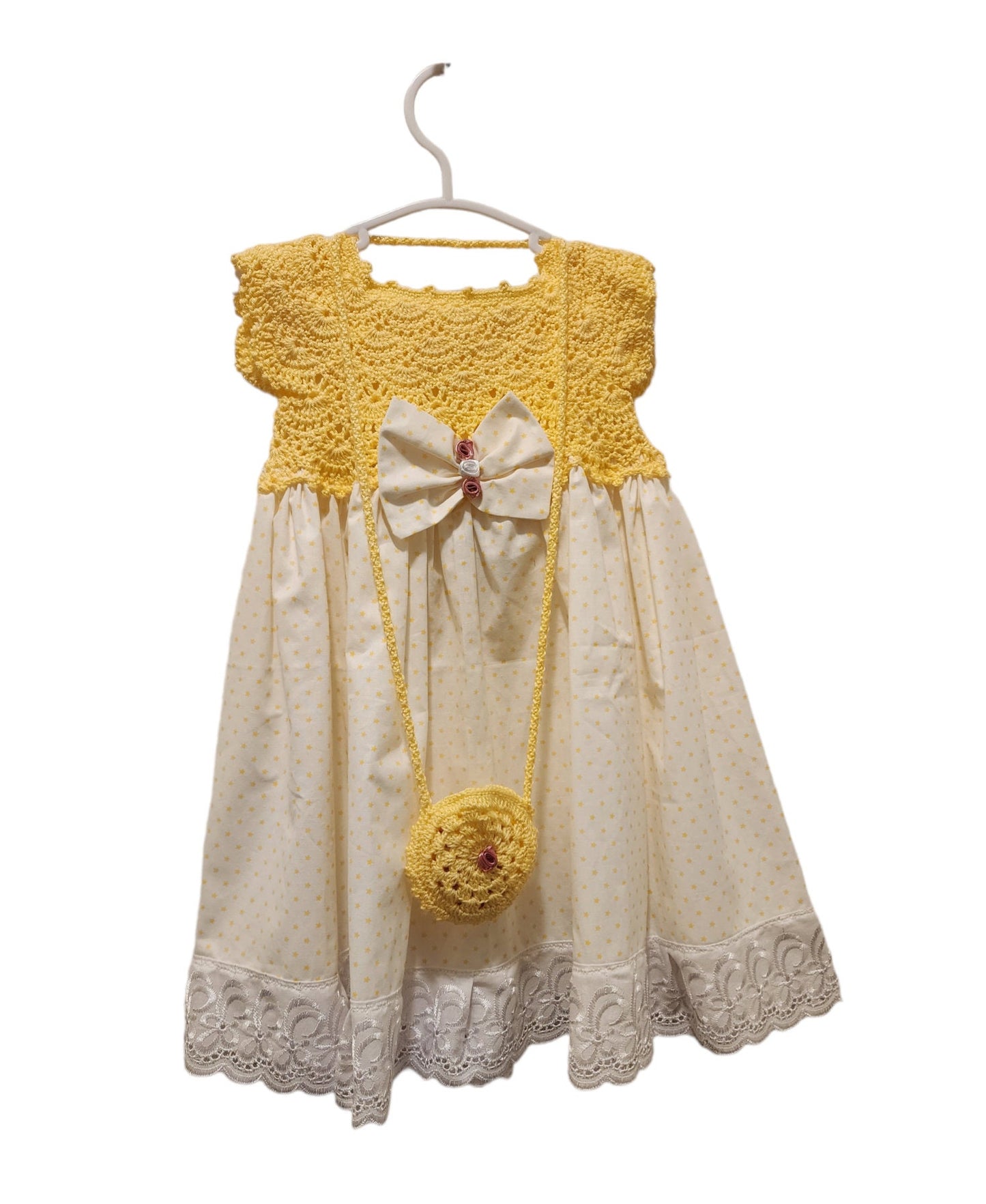 Knitting Girl Dress Outfit , 4 pcs Toddler Girls Dress Scalloped Side, Polka Dot Yellow  ,Dress & Bag, Hair clips, and shorts