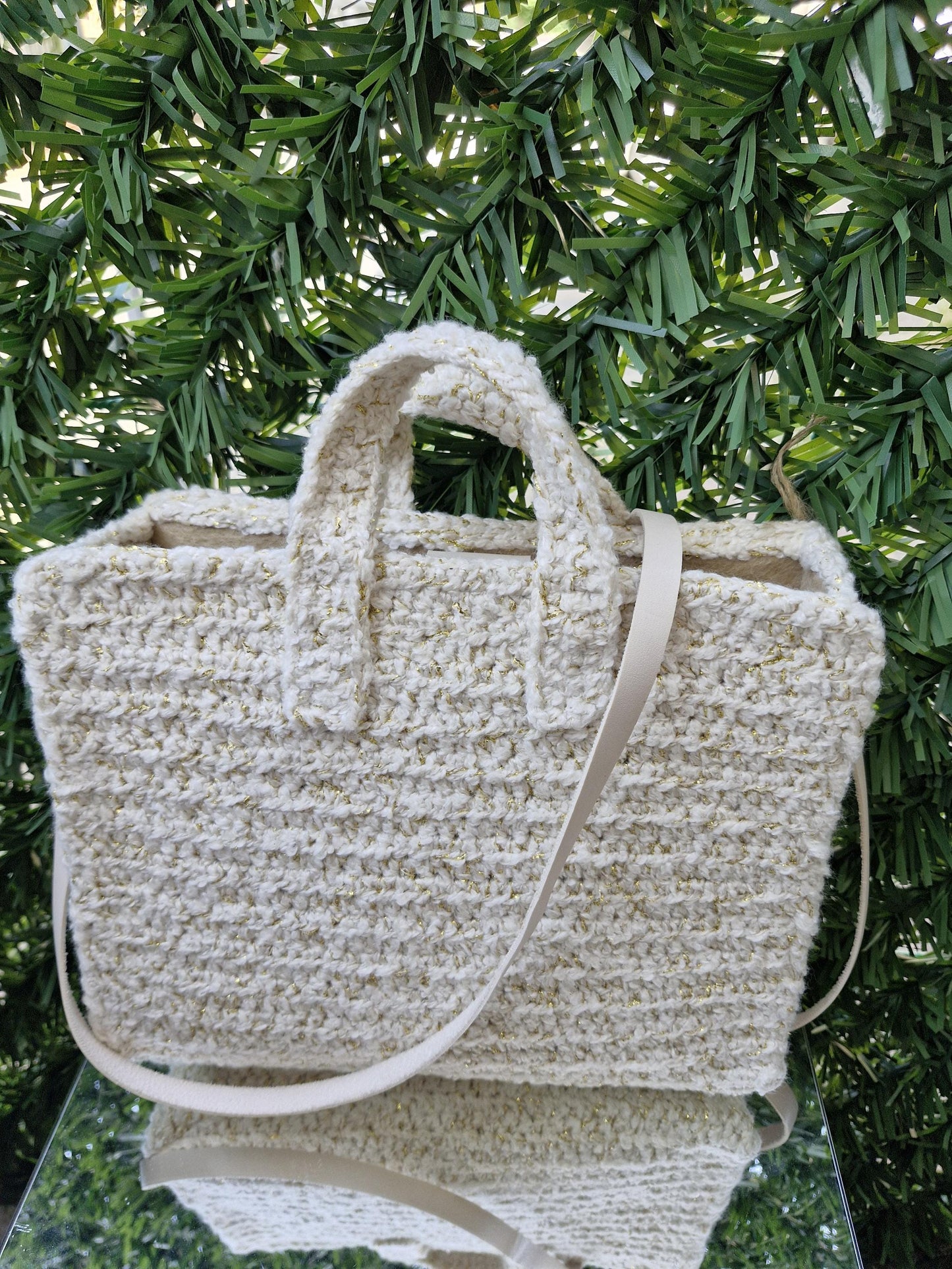 Chic and Versatile Glitter Yarn Handcrafted Bag with Leather Details | Elegant Winter Bags: Felt-Lined with Leather Accents | Handmade Bags