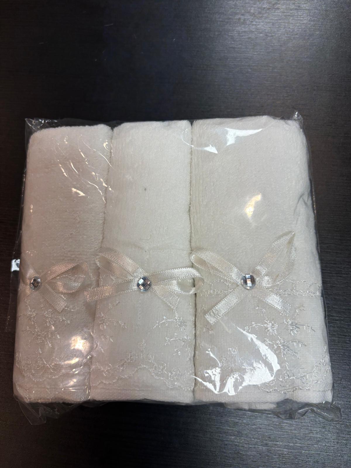 Set of 3 small Turkish cotton towels